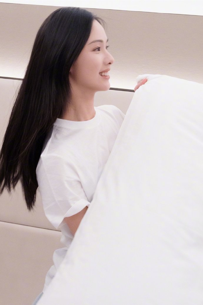 隐入尘烟 封面